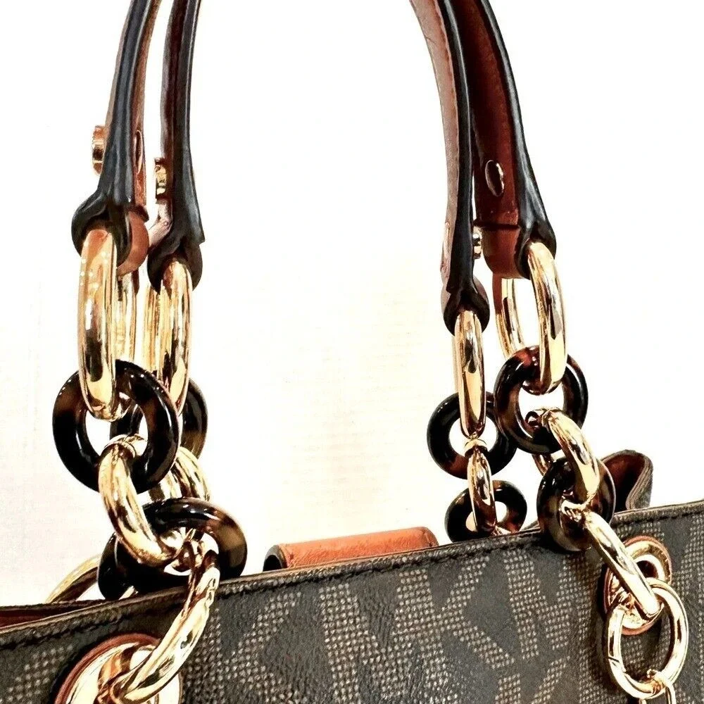 Michael Kors Signature Cynthia Satchel Purse Women's Medium Brown Gold Hardware‎